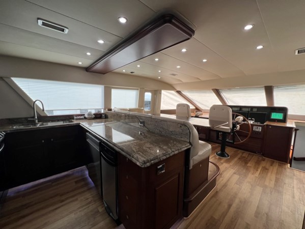 39 Pilothouse