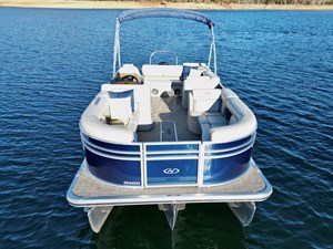 2019 Harris Cruiser 230 NLSQ 9 IMG_3935