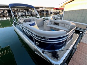 2019 Harris Cruiser 230 NLSQ 14 IMG_3949