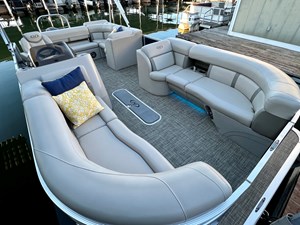 2019 Harris Cruiser 230 NLSQ 18 IMG_4100