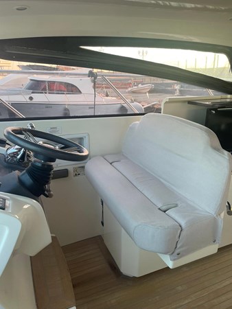 2011 Azimut Atlantis 48