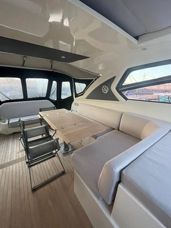 2011 Azimut Atlantis 48