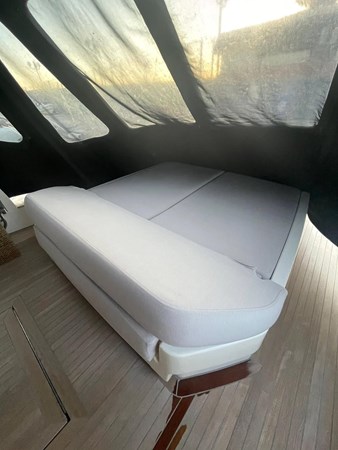 2011 Azimut Atlantis 48