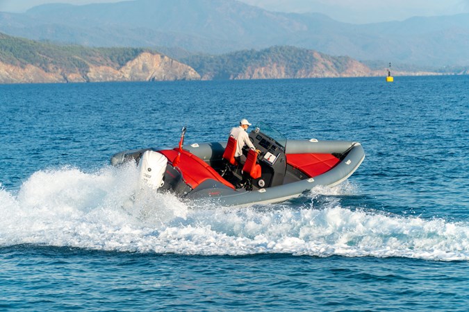 2023 Scorpion Serket 90ST