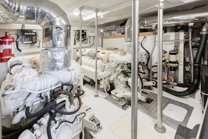 solstice-033-neo-yachting--