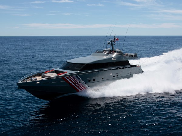 CHATO cruising port side