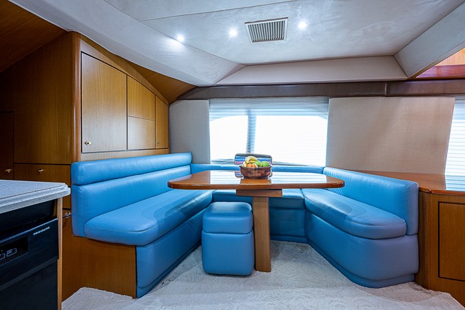 65_ocean_yacht_this_little_piggy_dinette_2