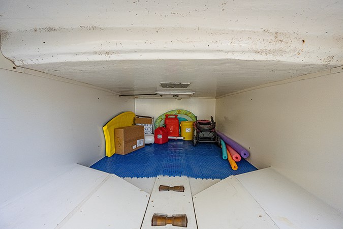 65_ocean_yacht_this_little_piggy_garage_2