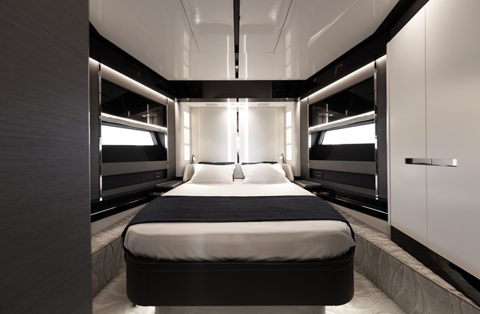 Never Give Up Azimut S8 VIP Cabin