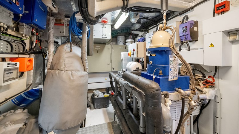 52_2007 108ft Sunseeker Predator