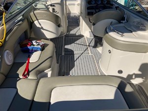 2006 Sea Ray Sundeck 270 4 5