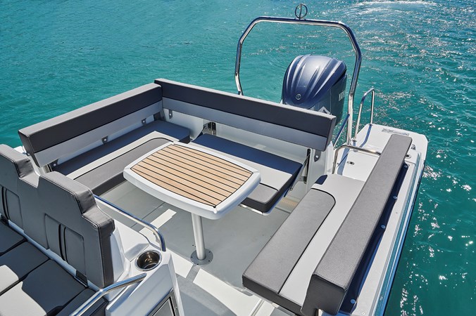 Jeanneau Leader 7.5 CC  (6)