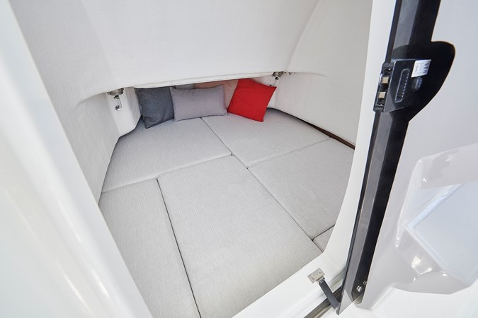 Jeanneau Leader 7.5 CC  (19)