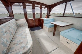 BLUE FIN IV 6 Salon Aft View