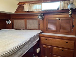 NEW HORIZONS 15 Master Berth, Port