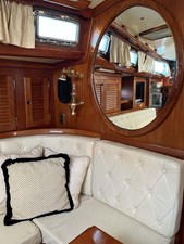 NEW HORIZONS 2 Port Salon
