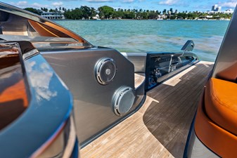 IL VIAGGIO 25 IL VIAGGIO 2021 RIVA YACHT 56 Rivale Cruising Yacht Yacht MLS #335876 25