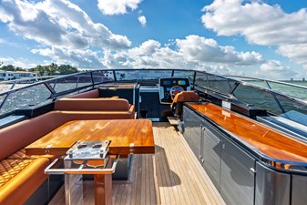 IL VIAGGIO 35 IL VIAGGIO 2021 RIVA YACHT 56 Rivale Cruising Yacht Yacht MLS #335876 35