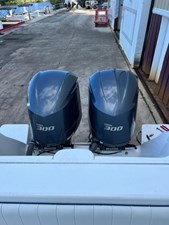 Intrepid 327 5 IMG_2209