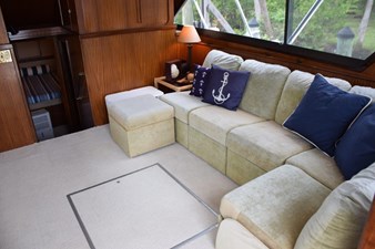 Salon Settee  