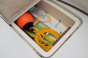 ALIKAL 50 Removable Underdeck Fish Box       