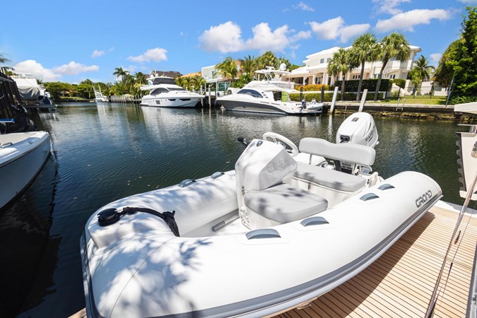 8_2022 48 Absolute 48 Coupe ZO