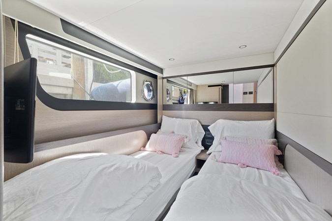 28_2022 48 Absolute 48 Coupe ZO