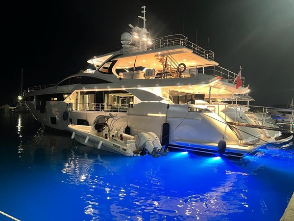 THE YACHT - AZIMUT GRANDE 35 2022
