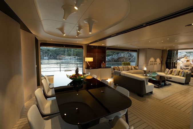 SALOON - AZIMUT GRANDE 35 2022