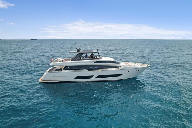 6_2021 85ft Ferretti Yachts 850