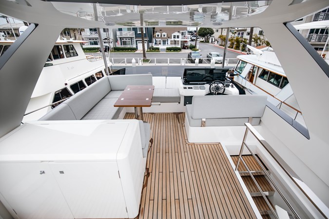 14_2022 57ft Astondoa As5 CHRISTA LEE