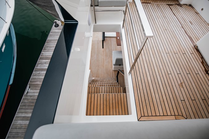 16_2022 57ft Astondoa As5 CHRISTA LEE