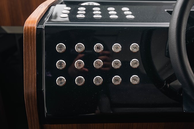 28_2022 57ft Astondoa As5 CHRISTA LEE