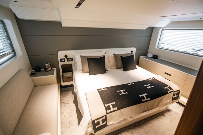 39_2022 57ft Astondoa As5 CHRISTA LEE