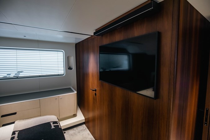 42_2022 57ft Astondoa As5 CHRISTA LEE