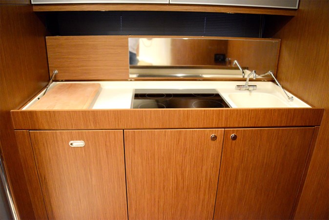 yachtImage_int_466_8583