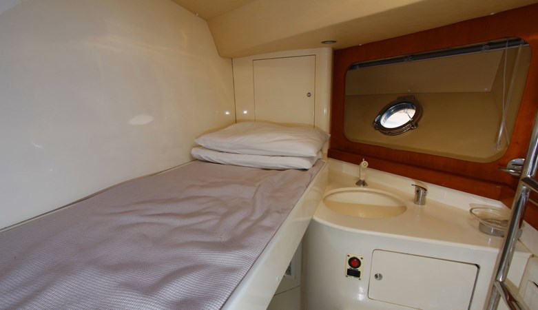 yachtImage_int_71_10528