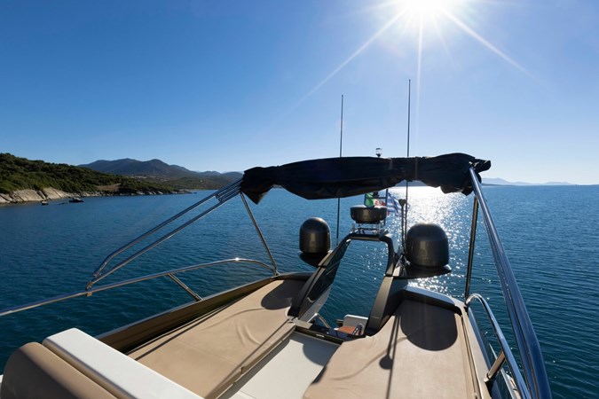 yachtImage_ext_791_19336