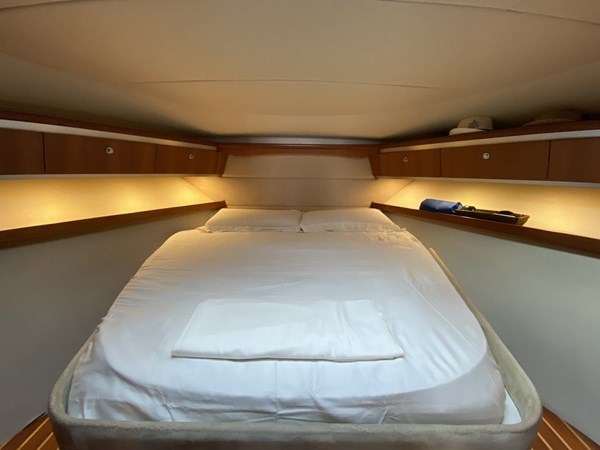 yachtImage_int_543_11222