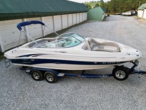 2004 Sea Ray 220 SunDeck NLDF 1 IMG_4550