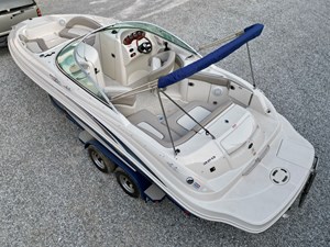 2004 Sea Ray 220 SunDeck NLDF 5 IMG_4555