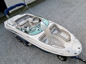2004 Sea Ray 220 SunDeck NLDF 9 IMG_4565