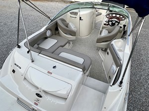 2004 Sea Ray 220 SunDeck NLDF 13 IMG_4590