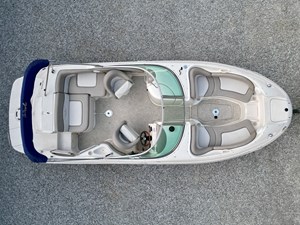2004 Sea Ray 220 SunDeck NLDF 128 IMG_4727