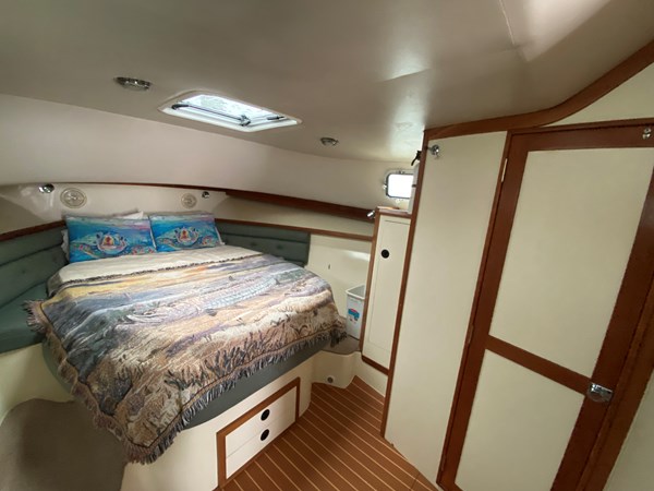 11_2001 32ft Albin Command Bridge TORTUGA