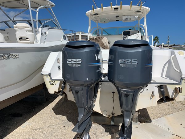 2_2003 26ft Edgewater 265 Express