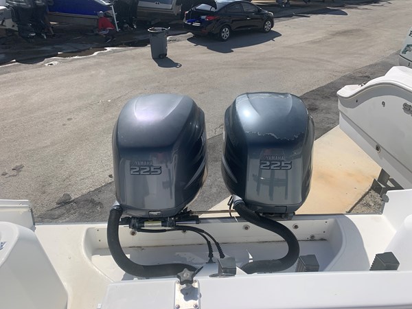 3_2003 26ft Edgewater 265 Express