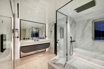 LEGASEA 18 BATHROOM MASTER