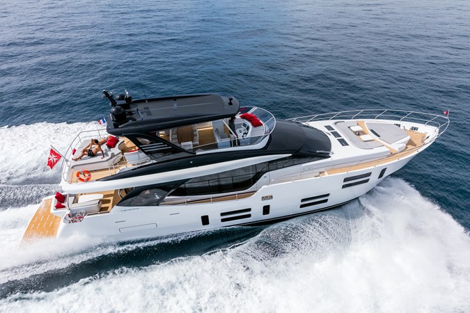 2025 CANADOS 808’ MAXIMUS 