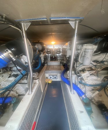 38_2003 48ft Ocean Yachts 48 Super Sport